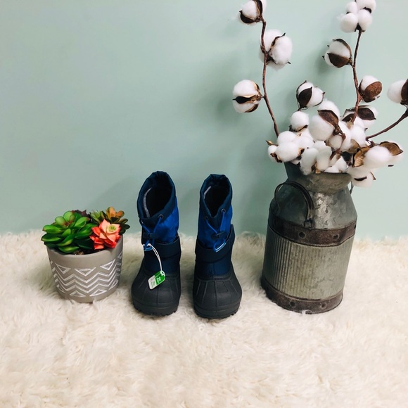 Columbia | Kid’s Powderbug Plus II Snow Boots | Blue & Black | Size 6 - Picture 2 of 4